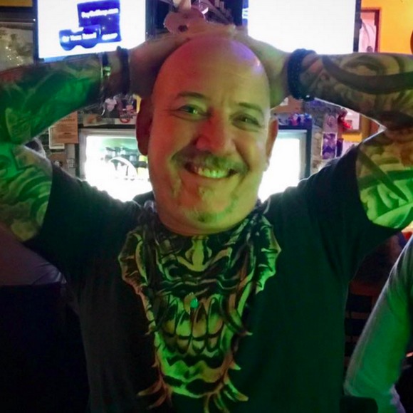 Meet your Posher, Michel - Picture 1 of 1